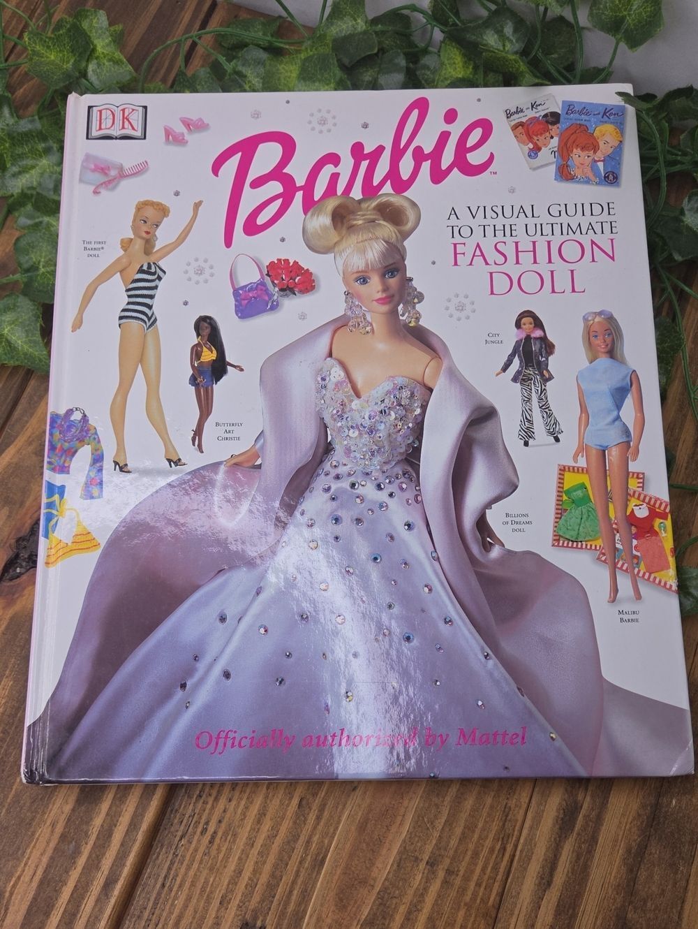 Mattel. 2000 Barbie Hardcover Collectable Book.